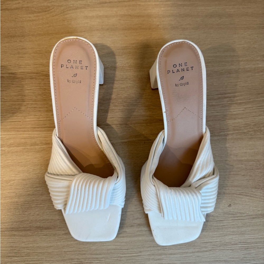 Women's White Heeled Sandals